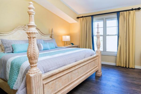 Top Floor King Suite in WGV has Kitchenett